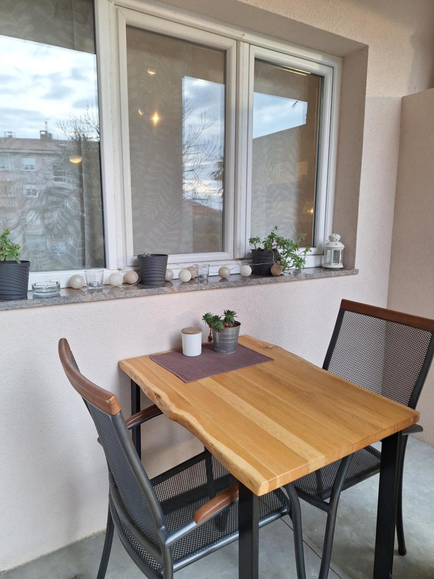Modern Apartment In Πόρετς Εξωτερικό φωτογραφία